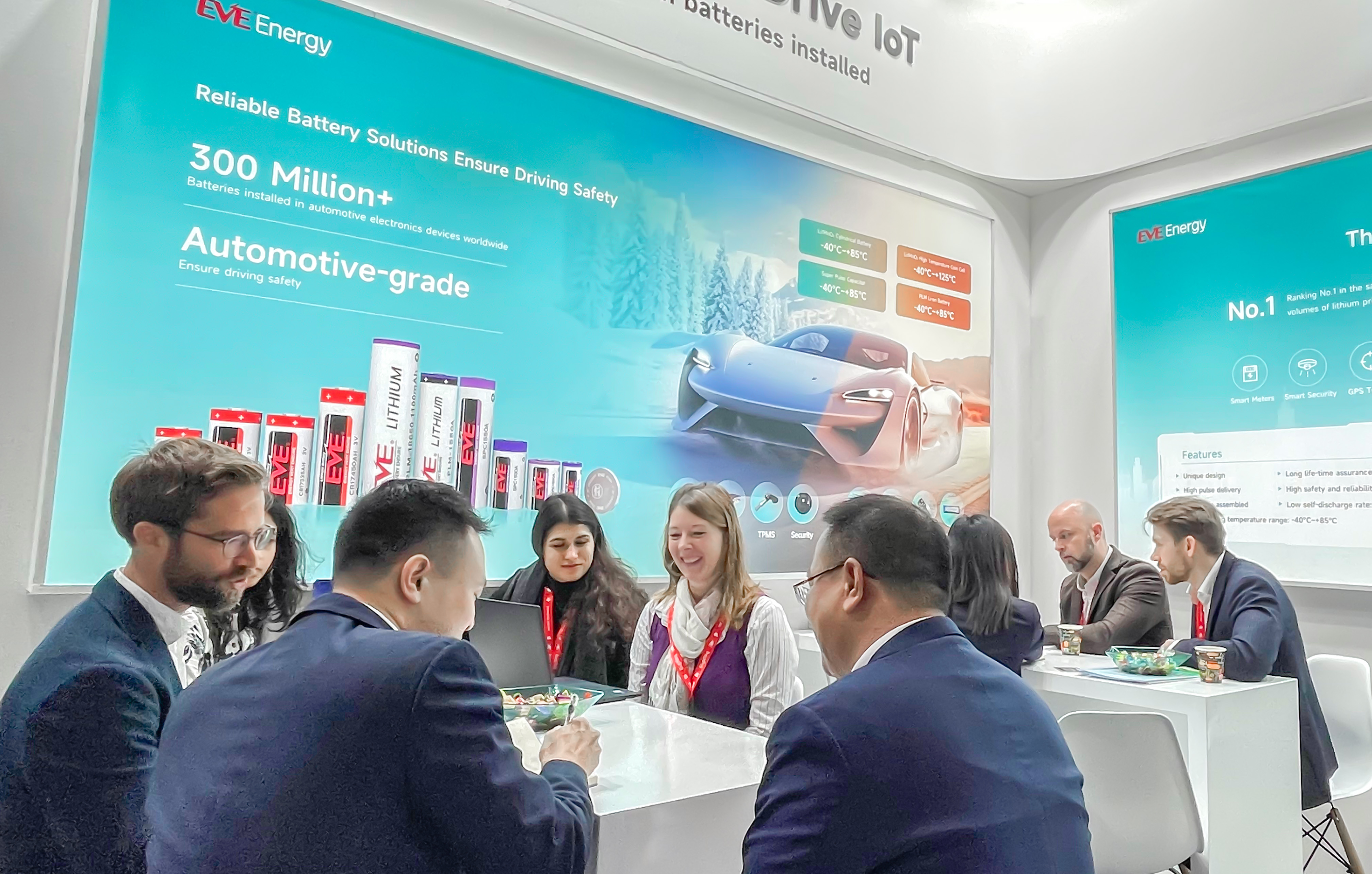 1732094954131123 1732094954131123